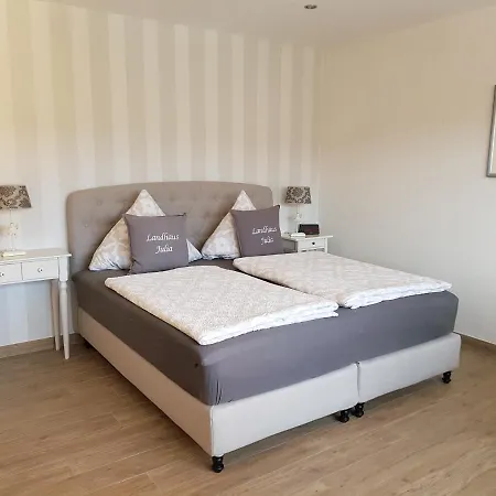 Julia בית הארחה קוברן-גונדורף