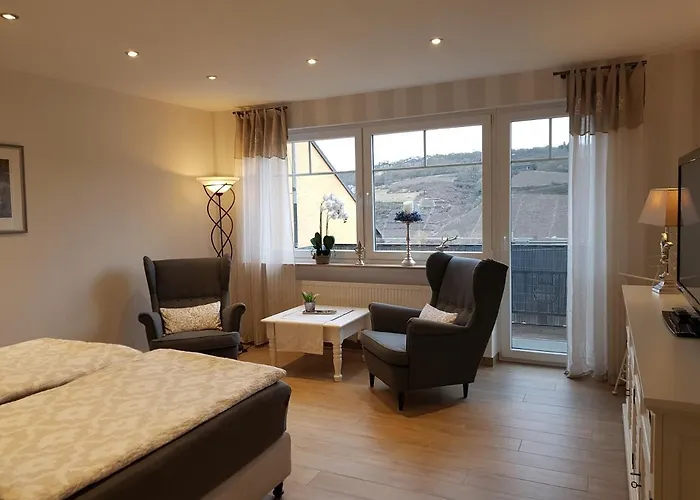 朱莉娅乡村别墅酒店 4* 科伯恩-贡多夫