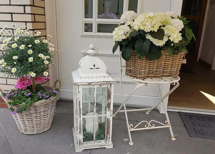 Julia 게스트하우스 4*